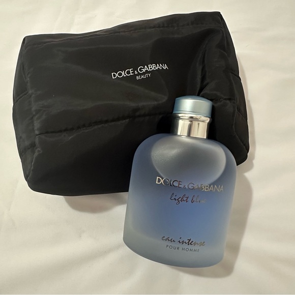 Dolce & Gabbana Light Blue Eau Intense Pour Homme 6.7oz plus pouch - Picture 3 of 6